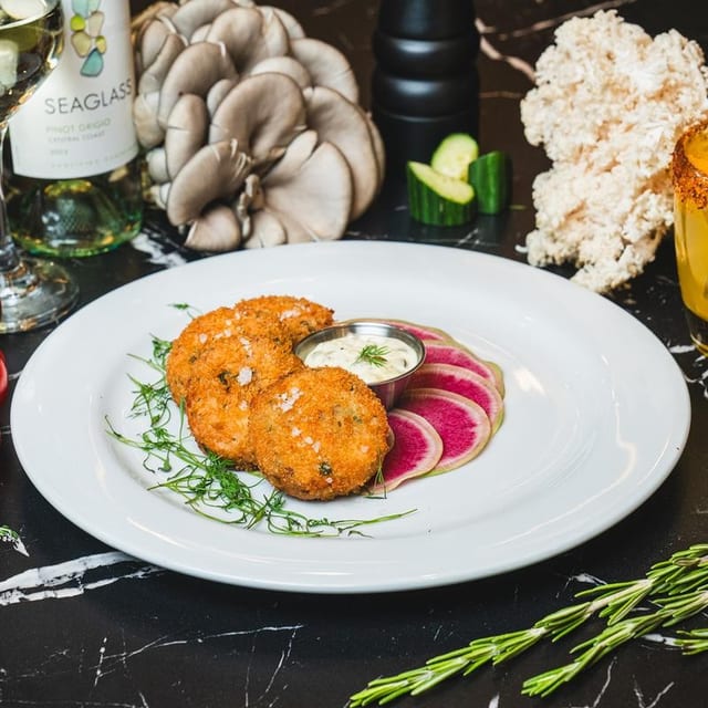 Salmon Cakes.